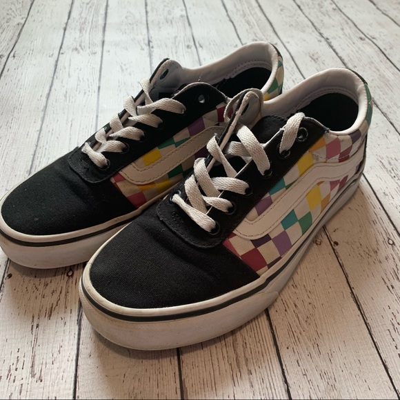 Checkered Vans - sz 6 - Rainbow Checker - Classic Sneakers - Picture 2 of 6